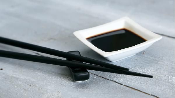 用陈醋洗水果，不但去农残还更健康？不用陈醋洗水果的人看看吧