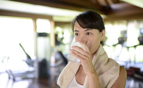 吃什么蔬菜减肥 黄瓜美容 荔枝补脑