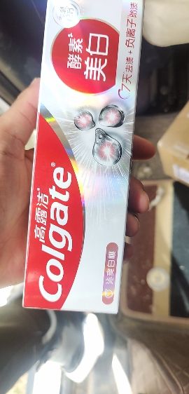 高露洁天然酵素美白牙膏清除牙垢水果味护龈清新口气亮白牙齿-沁爽白桃120g晒单图