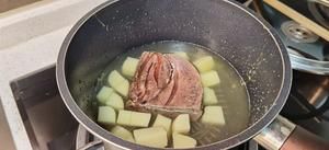 健康又美味的低油水煮米豆腐蔬菜牛腱（健康食谱）的做法 步骤1