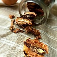 泡杯核桃分心木的做法圖解1