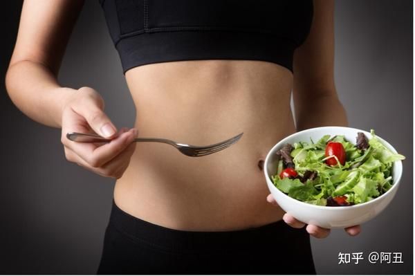 瘦肚子瘦腰的减肥动作_瘦减肥夏天容易掉秤吗_夏天减肥容易瘦吗