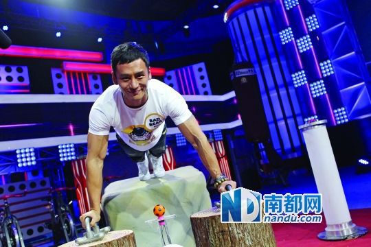 顾又铭在《技行天下》现场。