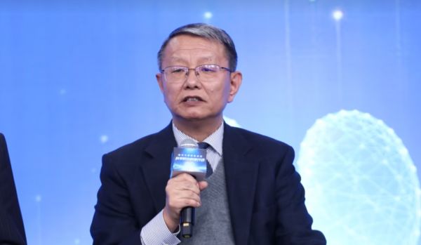 北京大学肾脏病研究所所长赵明辉分享高尿酸如何科学管理。主办方供图