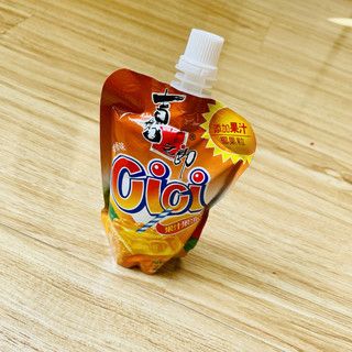 可以吸的果冻，就是喜之郎