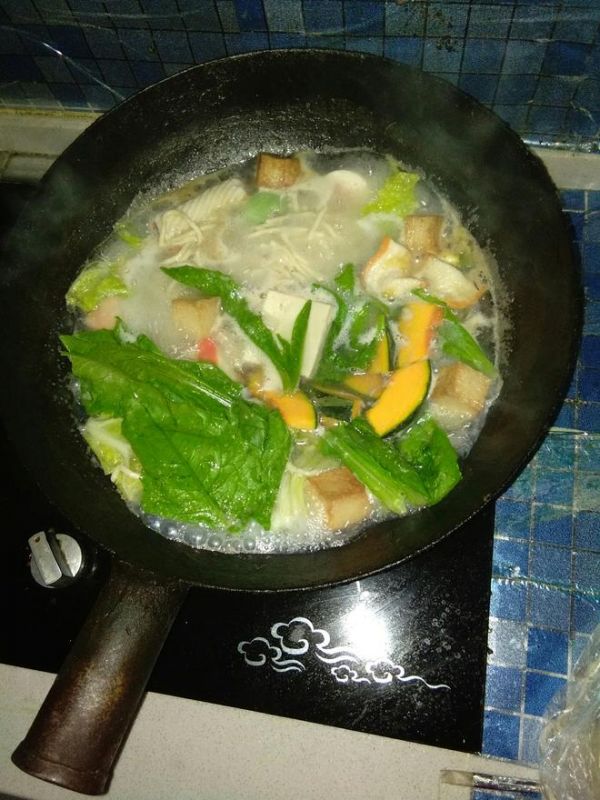 居家必备的清汤涮菜的做法