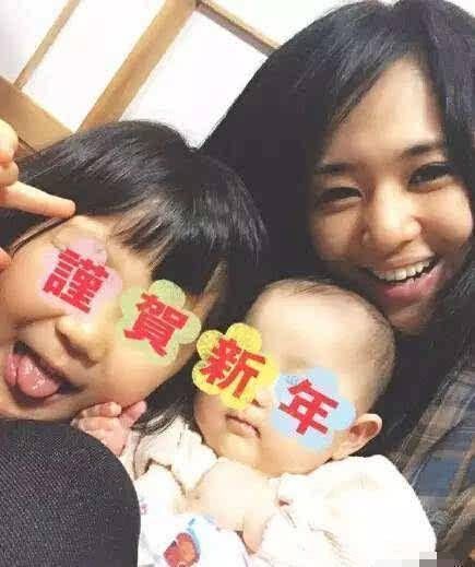 蒼井空罕見露面休閑形象 曬母親抱孫子照片
