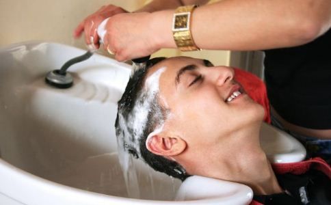 洗头如何养生 如何正确洗头 洗头的方法有哪些