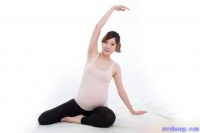 孕妇瑜伽有什么好处 孕妇瑜伽每天做多久