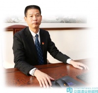 蔡淳治：以蛇为本，产业报国
