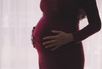 不是宽松的衣服就能当孕妇装，以下几点要注意