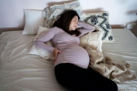 孕妇睡眠大揭秘：平躺？侧卧？孕期睡眠全攻略！