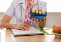 【科普营养】糖尿病患者「吃饭有顺序」——5条科学证实的控糖策略！