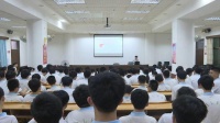 开展心理健康讲座 守护青少年健康成长