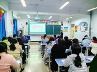 子弟学校进行健康和急救知识培训