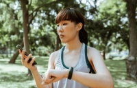 利用智能手环、体重秤和健康App，打造健康管理新生活