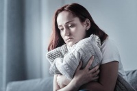 为何女性会对“同房生活”提不起兴趣？可能与4个因素有关