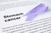 年轻人患胃癌 不良生活、饮食习惯是主因