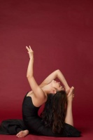 福布斯生活｜中国空中瑜伽第一人Kinki：随时随地瑜伽生活