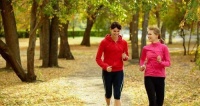 新手晨跑技巧（打造健康生活）