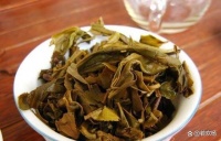 喝剩下的茶叶有什么妙用 巧妙使用茶叶渣解决生活中最小问题