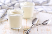 酸甜滋味，健康生活——酸奶的养生之道
