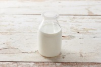 健康生活：家制酸奶的简单实用技巧法