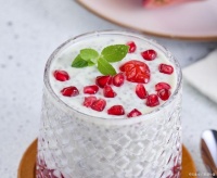 饮食规律不紊乱，蔬菜多吃利排泄，酸奶常饮护肠道，打造健康肠道新生活