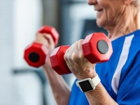 研究发现：60岁生活方式关乎数十年后痴呆风险