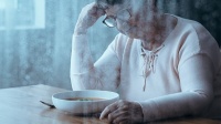 妇科医生研究500例癌患者,发现老年患癌的女性,逃不过这四共性