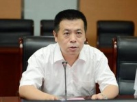 雷海潮：优化医疗卫生保健服务 促进市民健康生活