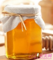 香蕉皮和蜂蜜一起喝的功效 香蕉皮蜂蜜饮，神奇的养生饮品，健康生活的秘密武器