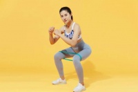 良好的腿部线条，源于科学的锻炼，改善自己的不良生活习惯