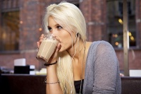 咖啡白与健康生活的完美结合：探索咖啡白的魔力！