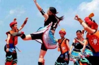 阿昌族的生活习俗