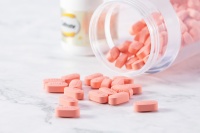 《绿色动力：保健品助力健康生活》