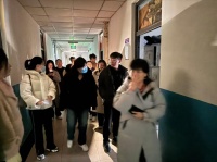 商学院辅导员深入宿舍开展卫生检查，共筑健康生活环境