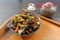 建议：生活别太节俭，碰到这食材别错过，营养鲜美解馋，别心疼钱