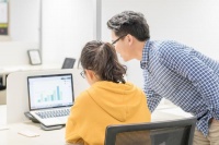 专业瑜伽教练培训：打造健康生活新体验