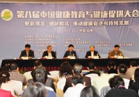 崔丽：倡导健康生活方式