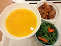 远离酒桌后，“三高”降了、脸色好了！健康生活其实“穷”点挺好！