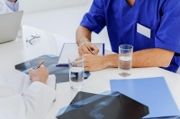 酮症酸中毒患者的康复之路：护理方法与生活建议