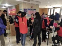 公益熱點：免費理療進社區(qū) 貼心服務暖人心
