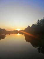 春季第4周国旗下《优质睡眠助力高效学习与健康生活》