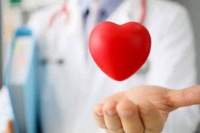 心血管疾病和日常生活息息相关，出现这些症状，及时就医