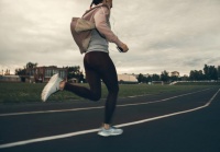 如何在跑步机上科学运动？提高心肺功能，享受健康生活