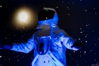 宇航员在太空的生活工作是怎样的？