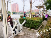 秀山掀起冬日健身热潮 智能健身器材点亮老年朋友健康生活