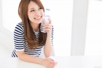 日常生活如何做到适量喝水？