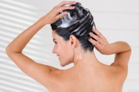 日常生活中的哪些习惯能够有效拯救发量？解密头发健康的窍门！